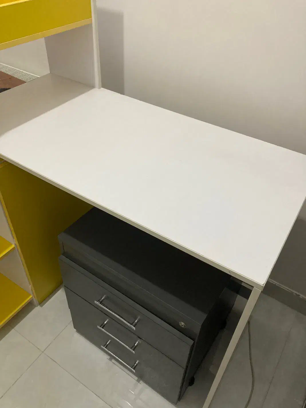 میز تحریر|میز تحریر و کامپیوتر|رشت, نخودچر|دیوار