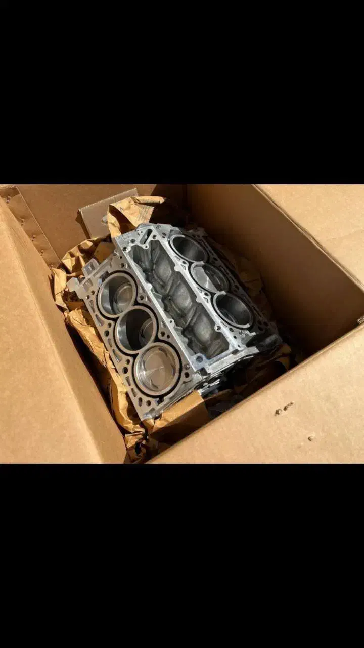 چراغ و کاپوت هیوندا.تویوتا.|قطعات یدکی و لوازم جانبی|تبریز, |دیوار