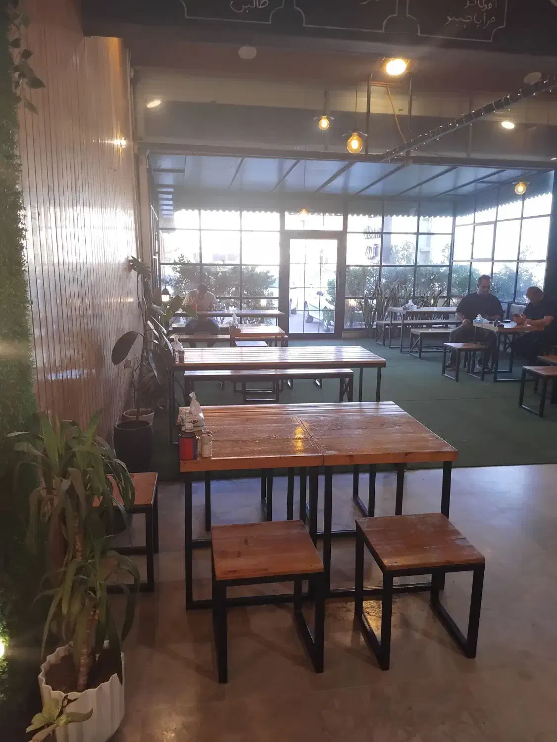 استخدام آشپز برای کافه صبحانه|استخدام خدمات فروشگاه و رستوران|چمستان, |دیوار