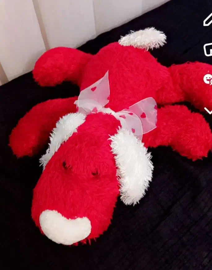 سگ قرمز با گوشهای سفید آویزون نو میباشد|اسباببازی|فردیس, قریشی|دیوار