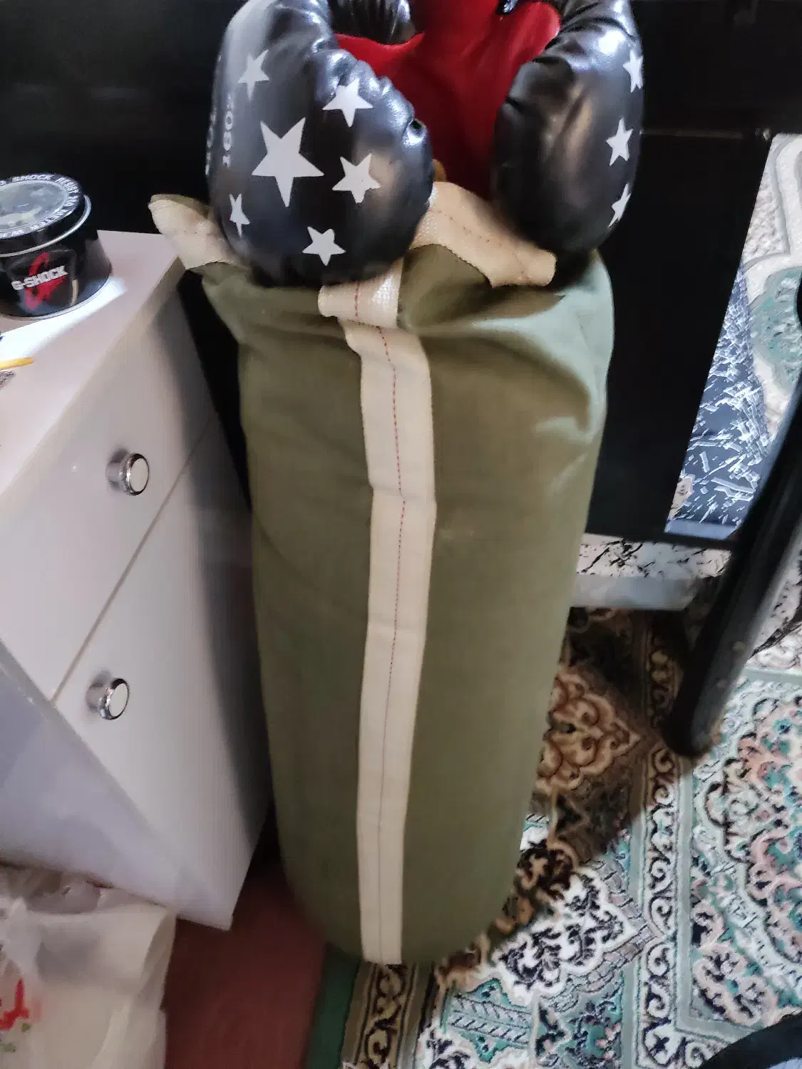 کیسه بکس و یک جفت دستکش چرمی|تجهیزات ورزشی|اهواز, کوروش|دیوار