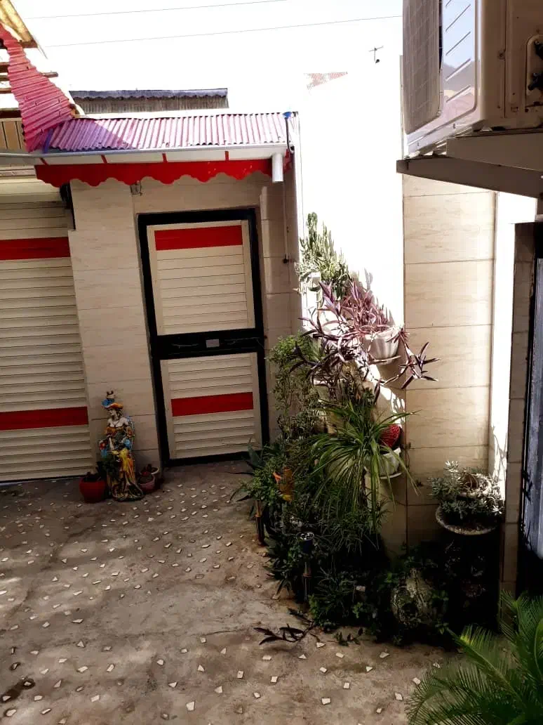 ویلایی شیک و بروز، سند دار|فروش خانه و ویلا|رشت, کوی عرفان|دیوار