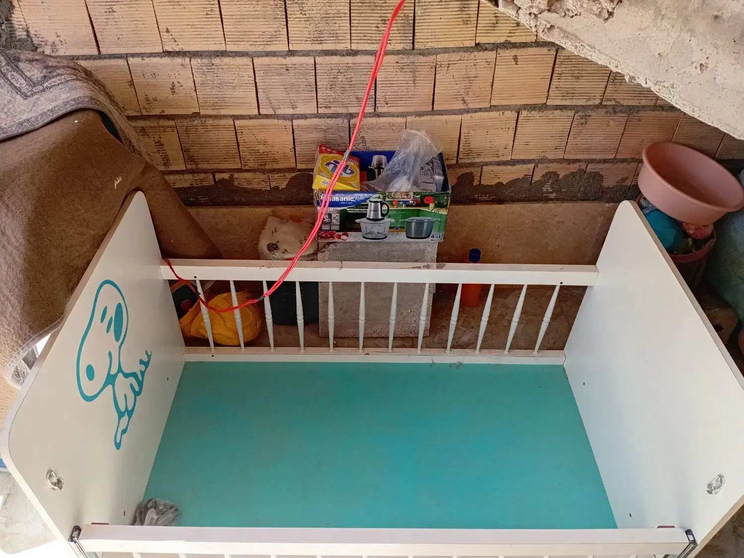 تخت و گهواره|تخت و سرویس خواب|نجفآباد, یزدانشهر|دیوار