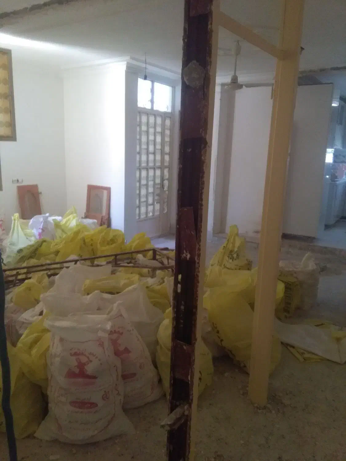 تخریب و تعمیرات،کنده کاری گچ کاری ولکه گیری|خدمات پیشه و مهارت|بوشهر, |دیوار