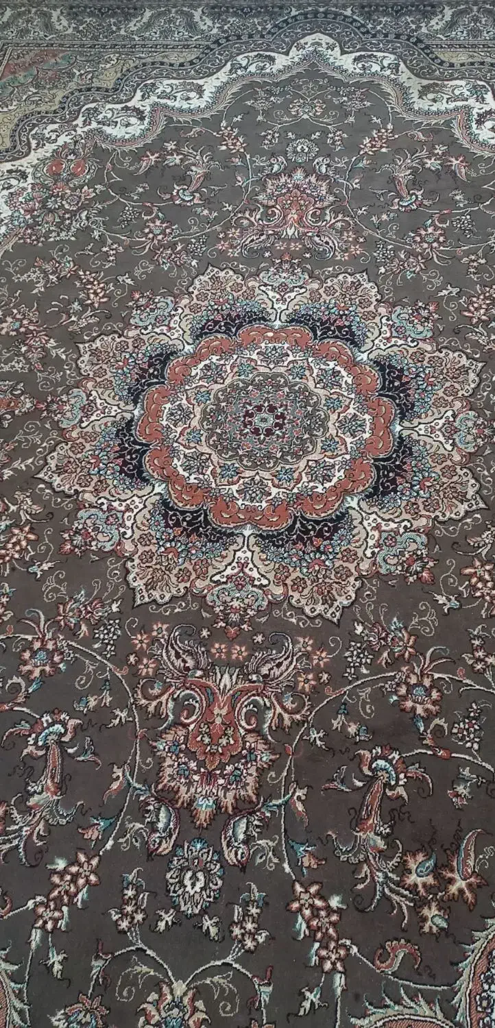 فرش ۱۲ متری ۷۰۰ شانه|فرش|تاکستان, |دیوار