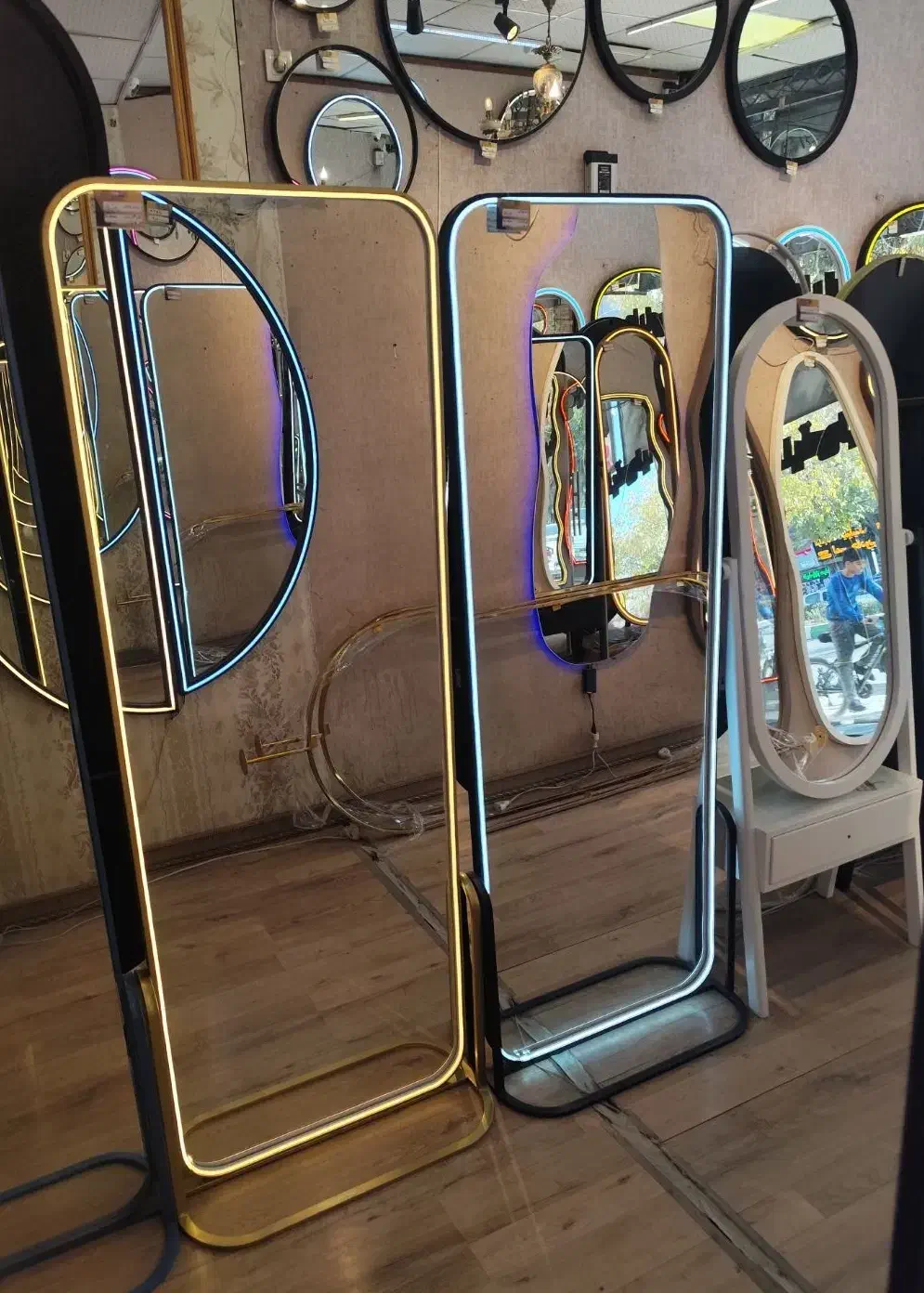 کد98 آیینه ایستاده پایه دار ارایشگاهی|آینه|مشهد, سجاد شهر|دیوار