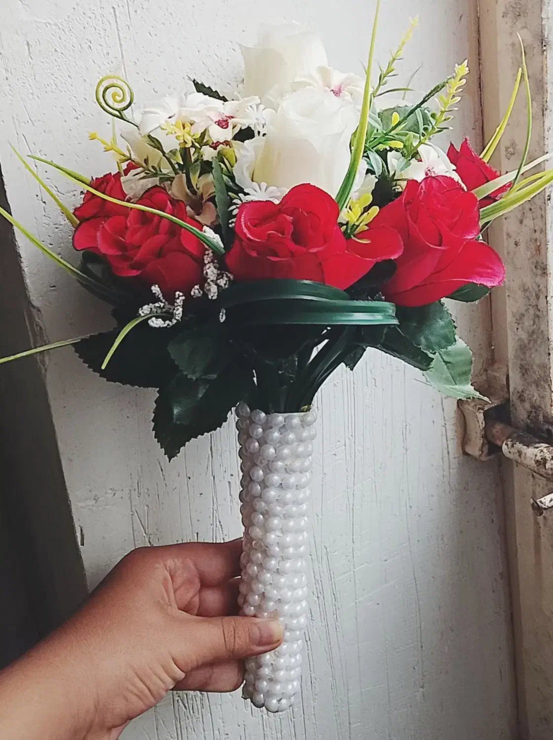 گل عروس|گل مصنوعی|یاسوج, |دیوار