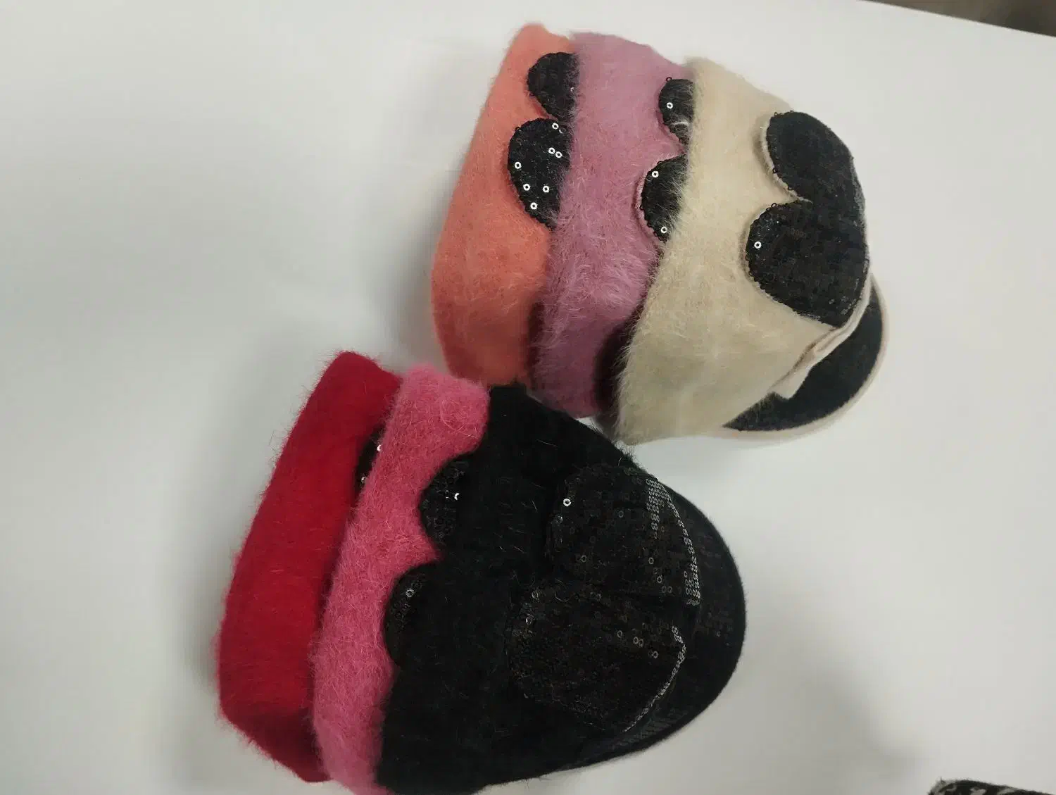 کلاه خرگوشی|لباس|یزد, |دیوار