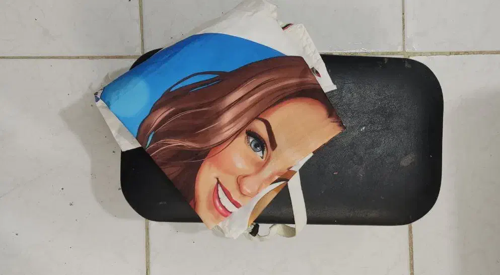 لوازم کاشت ناخن|آرایشگاه و سالن‌های زیبایی|رشت, دیانتی|دیوار