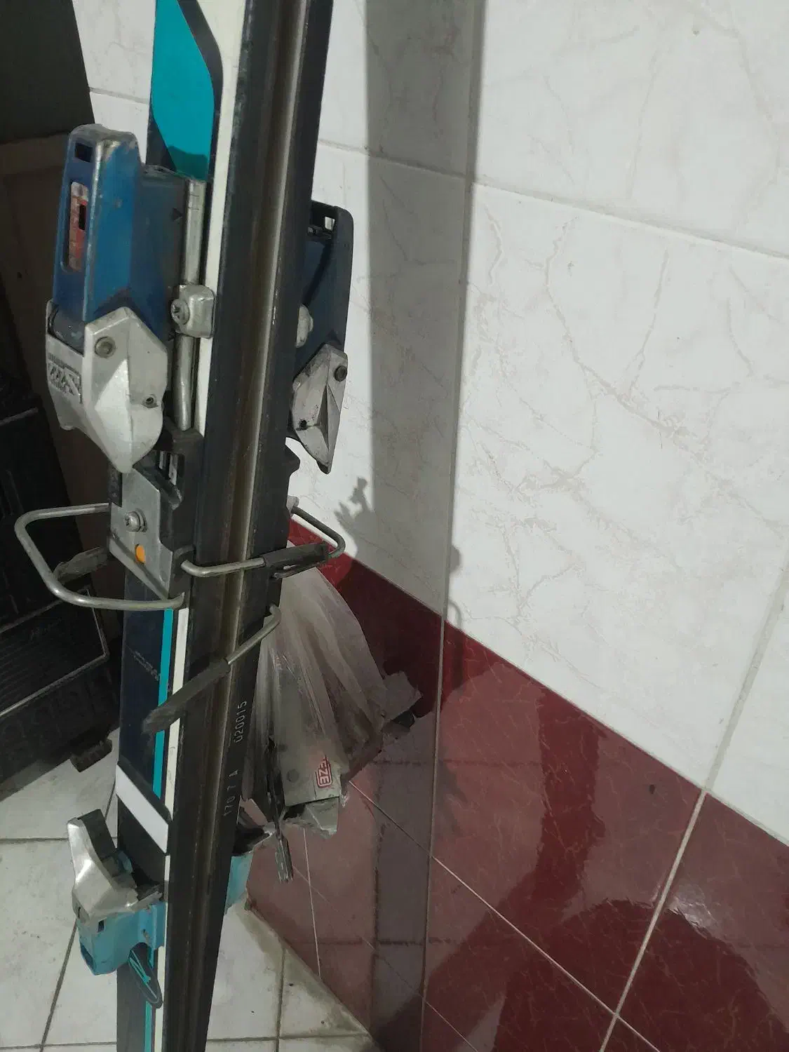 سلام چوب اسکی به فروش میرست  درحد نو|ورزشهای زمستانی|تبریز, |دیوار