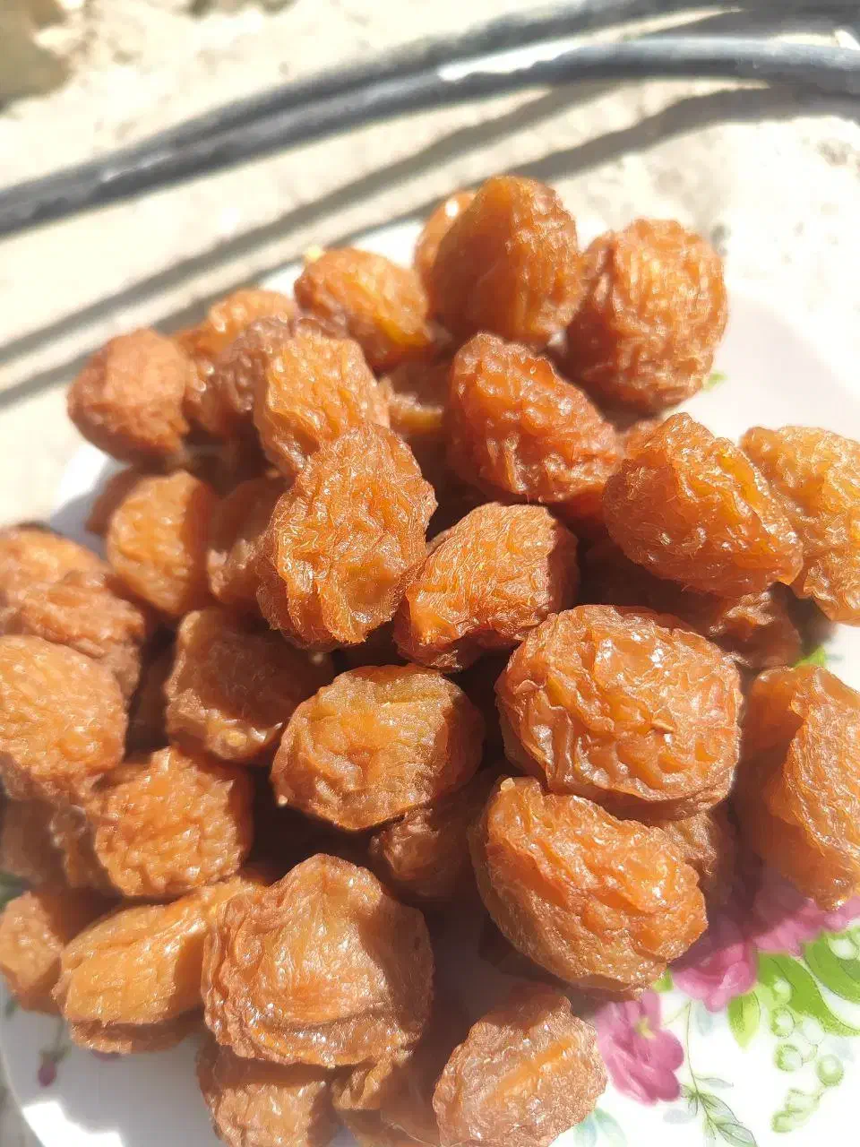 آلو بخارا|خوردنی و آشامیدنی|آبگرم, |دیوار
