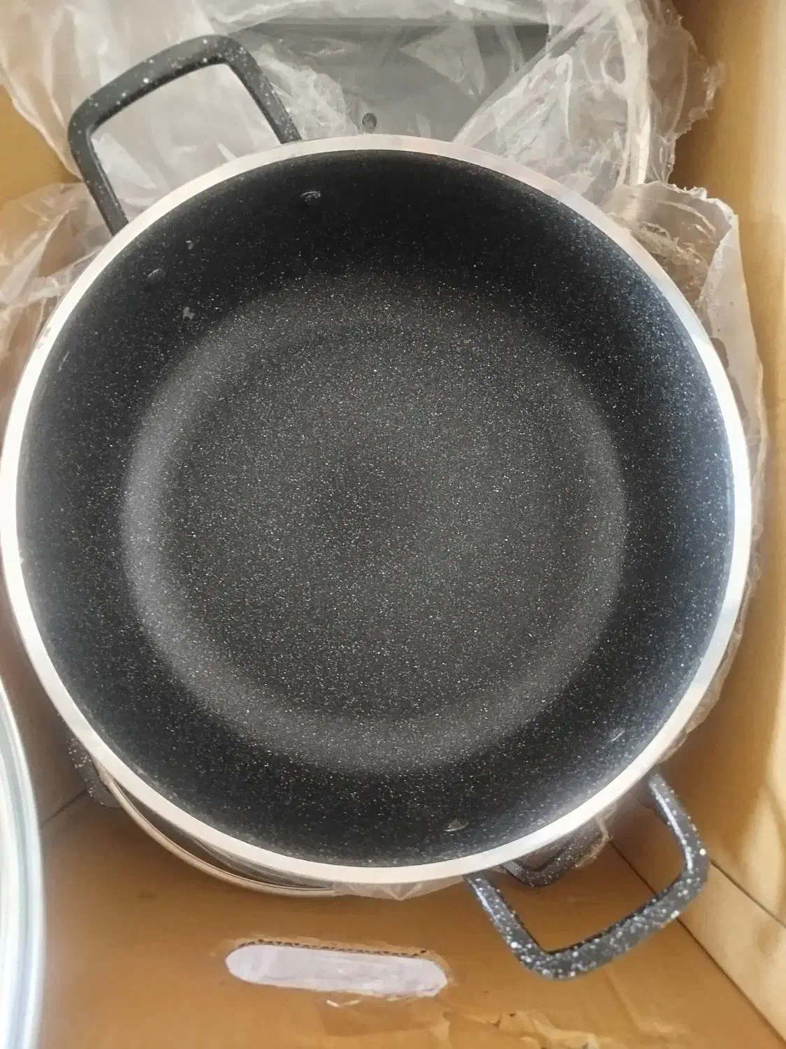 سرویس قابلمه 8پارچه|ظروف پخت‌وپز|مهاباد (آذربایجان غربی), |دیوار