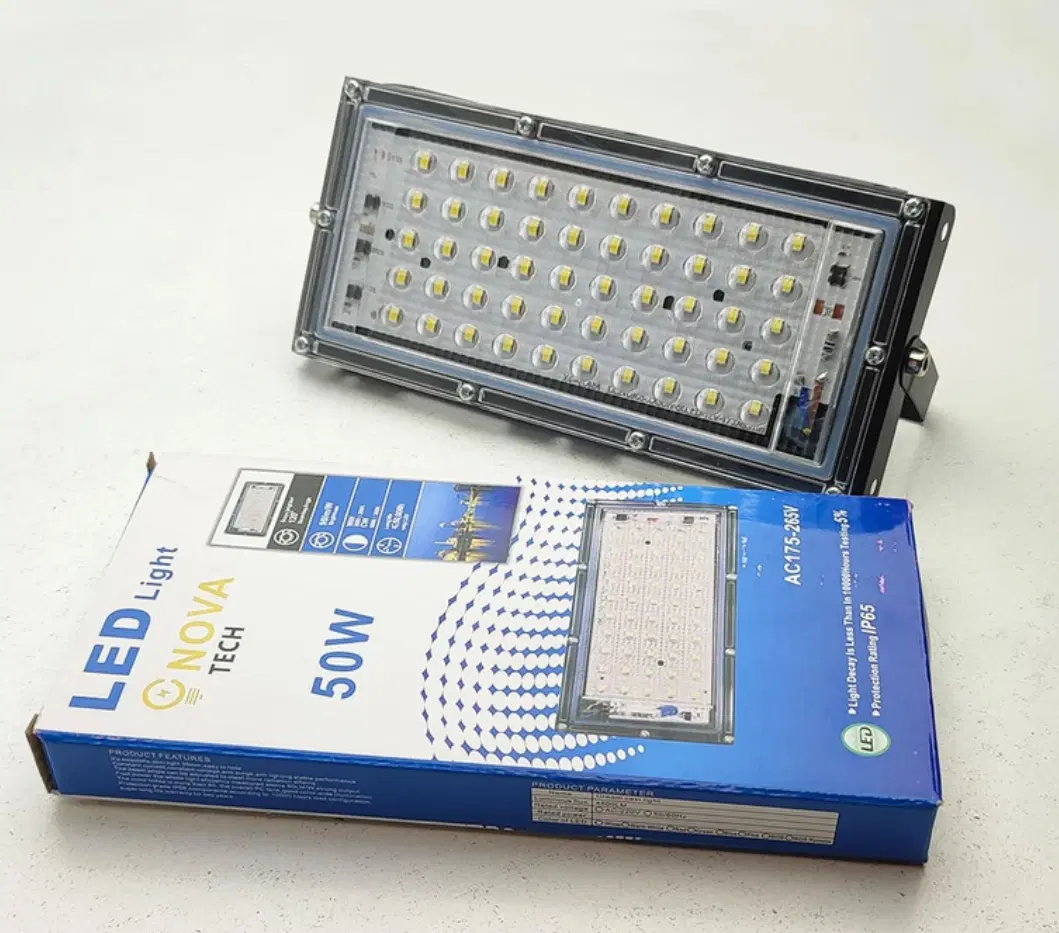 پروژکتور SMD لنز دار ۵۰ وات ۱۲ ولت و ۲۲۰ ولت|لامپ و چراغ|همدان, |دیوار