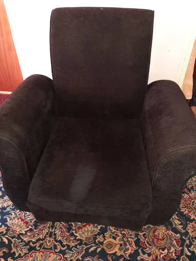 مبل مشکی ۴ نفره|مبلمان خانگی و میز عسلی|کاشان, پا نخل|دیوار