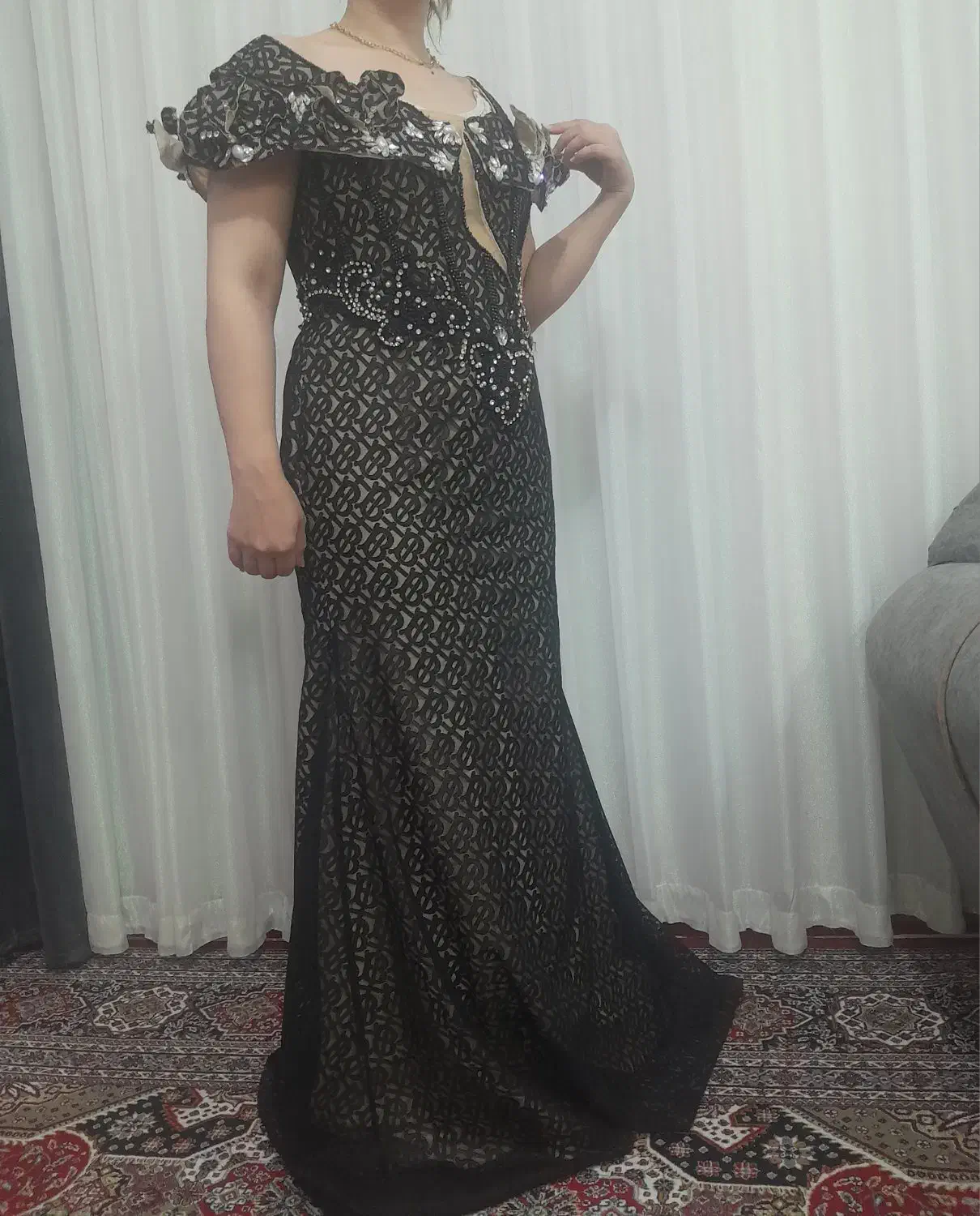 لباس مجلسی فنر دوزی شده وکار شده|لباس|پارس‌آباد, |دیوار