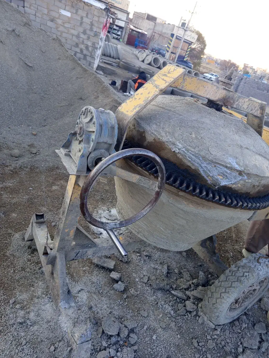 بتون ساز|ماشین‌آلات صنعتی|دیواندره, |دیوار