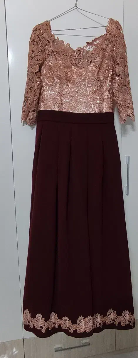 لباس مجلسی|لباس|شاندیز, |دیوار