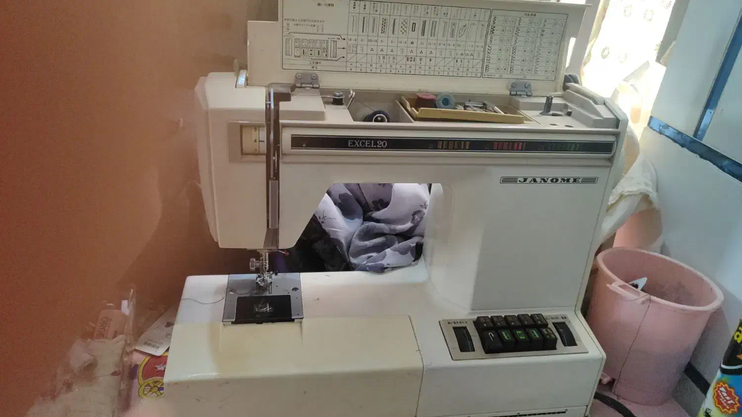 ژانومه۶۲۷تمیز|چرخ خیاطی و ریسندگی|بندر گناوه, |دیوار