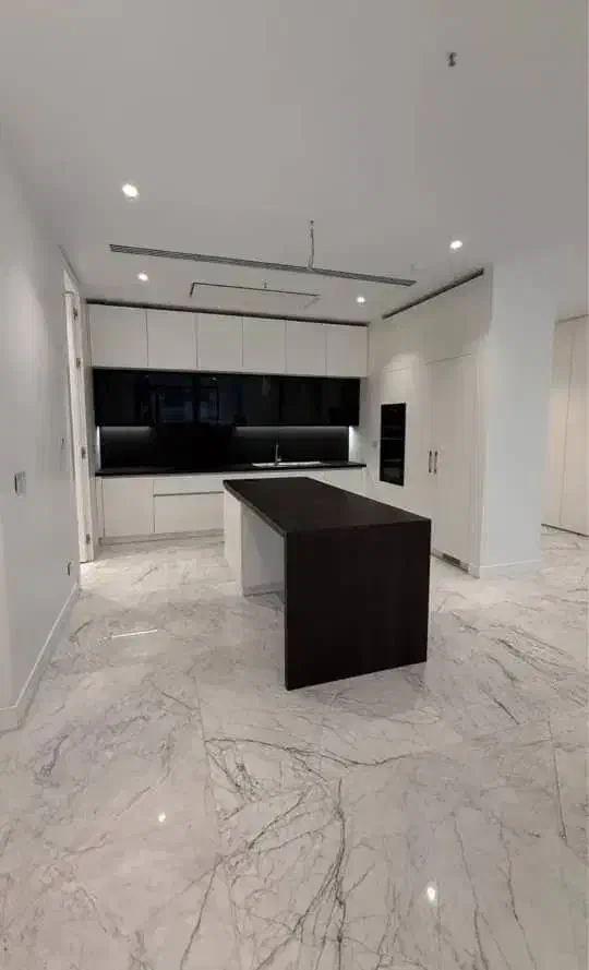 ۱۴۰متر*آکواریوم نور*کلید نخورده*سوپرسازه*تکواحدی