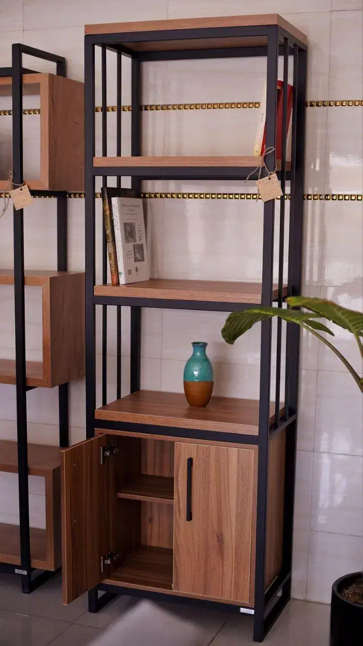 کتابخانه|کتابخانه، شلف، قفسه‌های دیواری|کاشان, شهرک فرهنگیان|دیوار