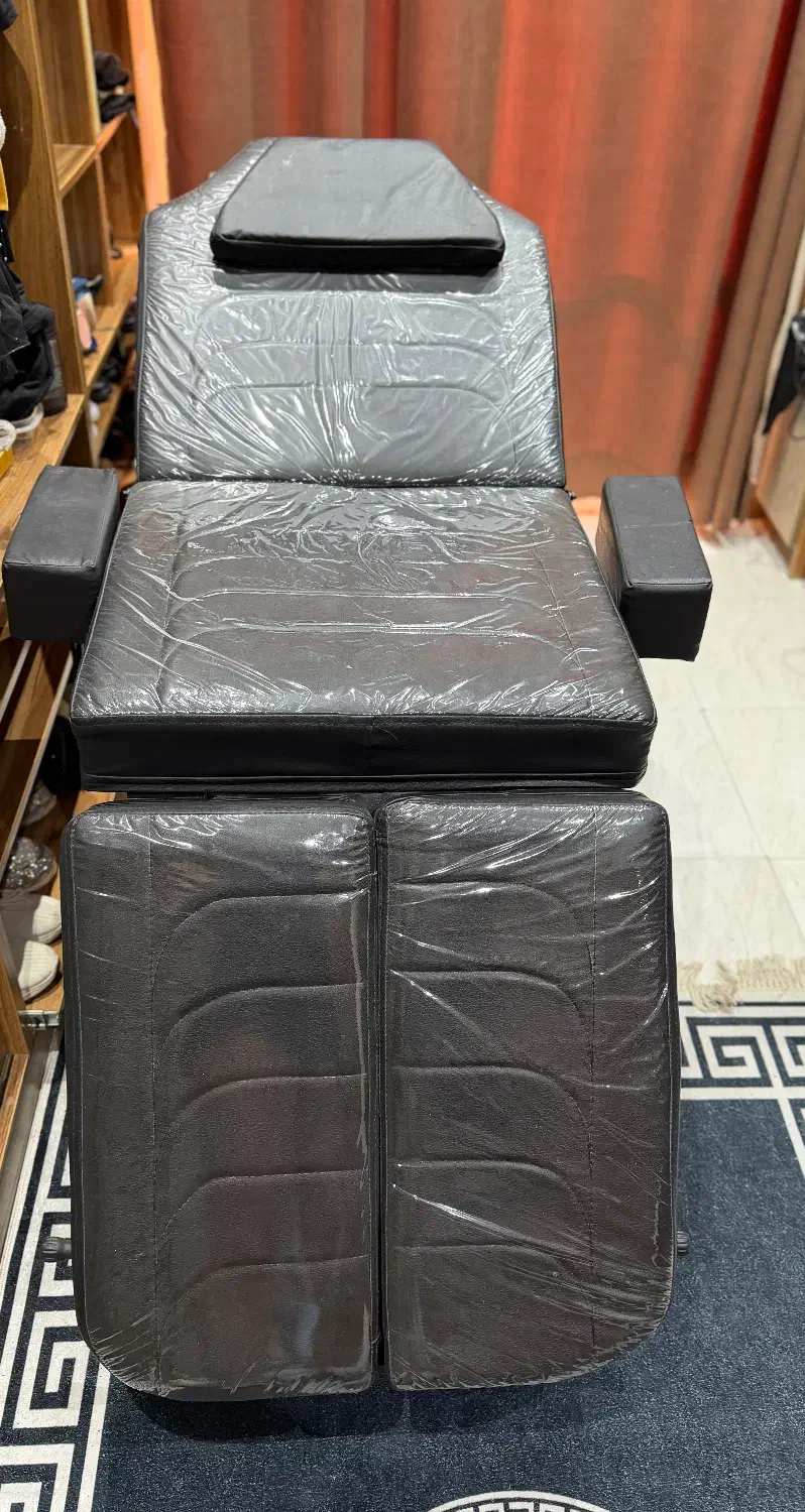 تخت مژه و تتو|آرایشگاه و سالن‌های زیبایی|رشت, رشتیان|دیوار