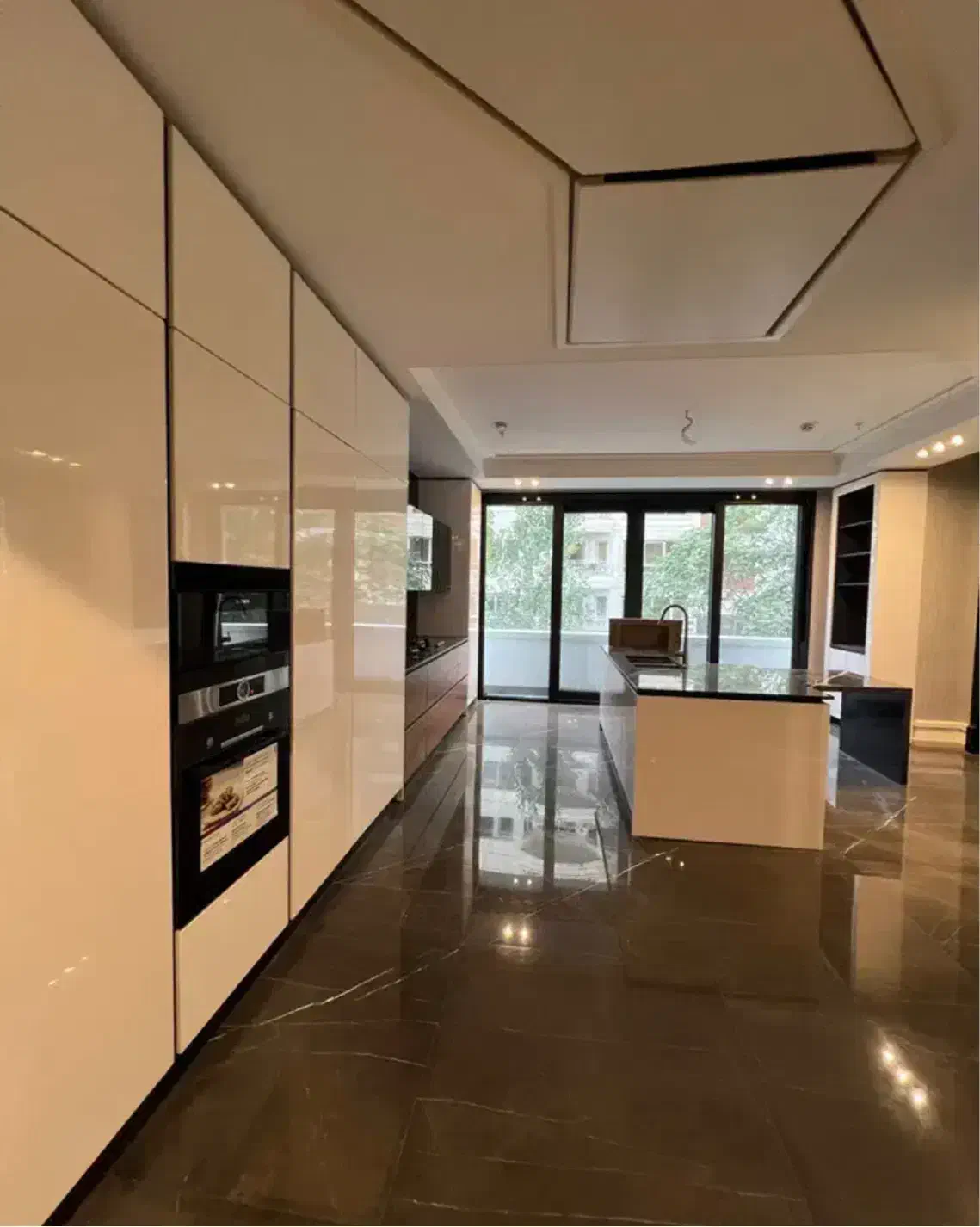 ۹۵ متر فول نوساز بدون مشابه تاپ لوکیشن