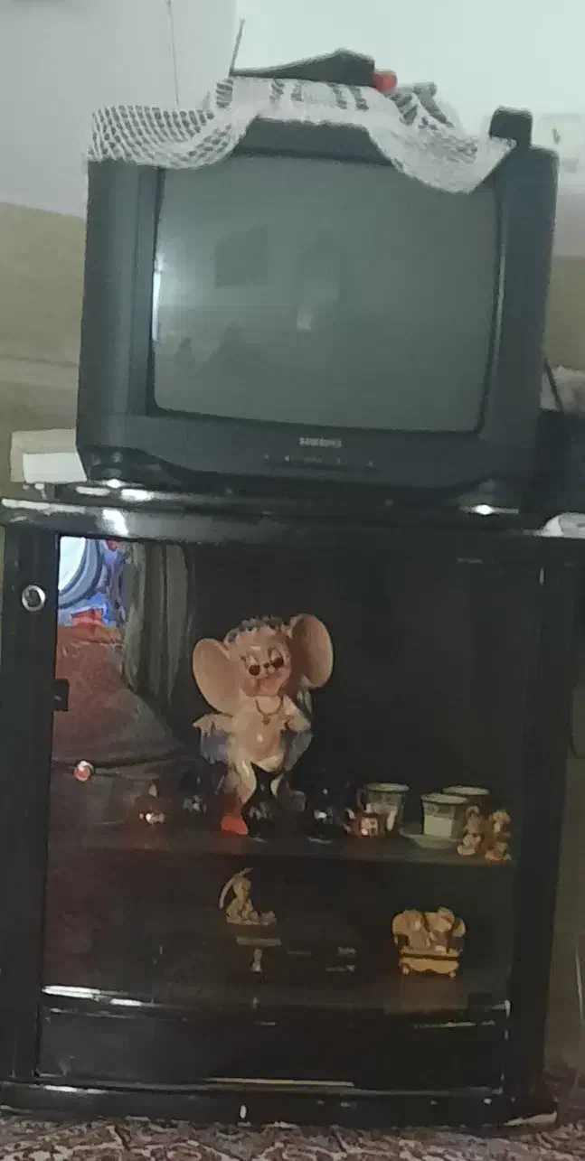 تلویزیون ۲۱ اینچ سامسونگ|تلویزیون و پروژکتور|قم, چهار امامزاده|دیوار