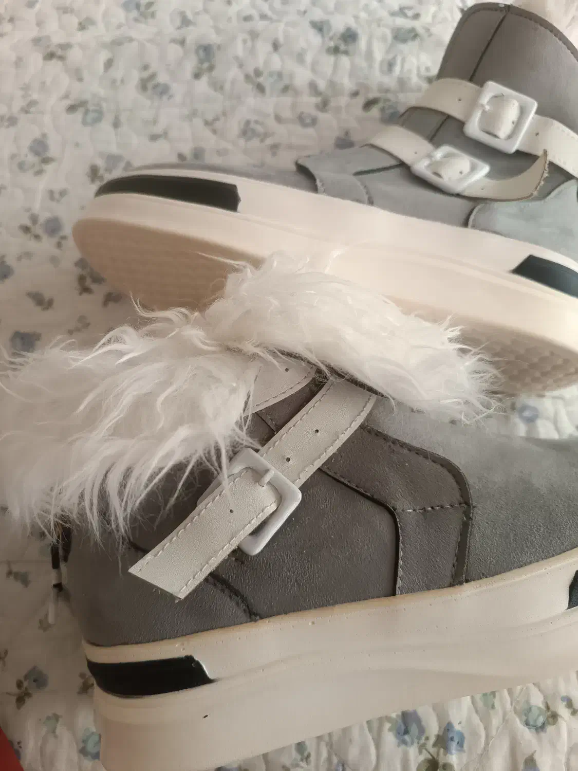 کفش،نیم بوت|کیف، کفش، کمربند|بروجرد, |دیوار