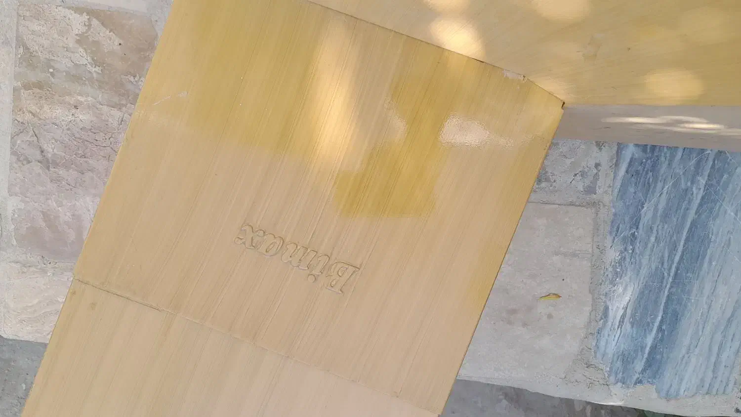 هود بیمکث|هود|زرین دشت (همدان), |دیوار