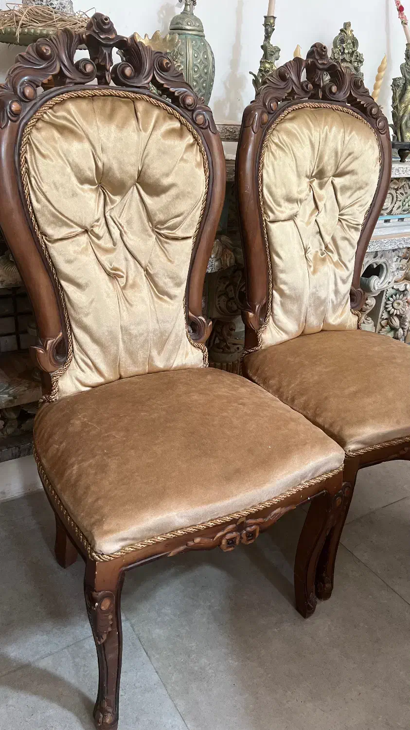 دو عدد مبل سلطنتی|مبلمان خانگی و میز عسلی|اصفهان, جلفا|دیوار