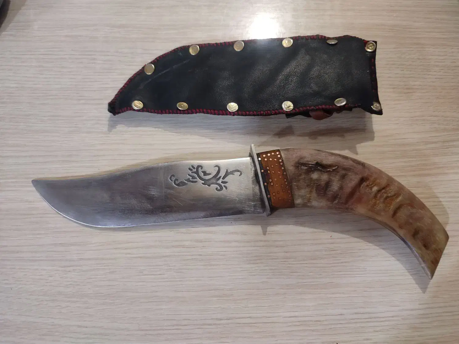 چاقو کمپ و کوه نوردی|کوهنوردی و کمپینگ|گلبهار, شهر جدید گلبهار|دیوار