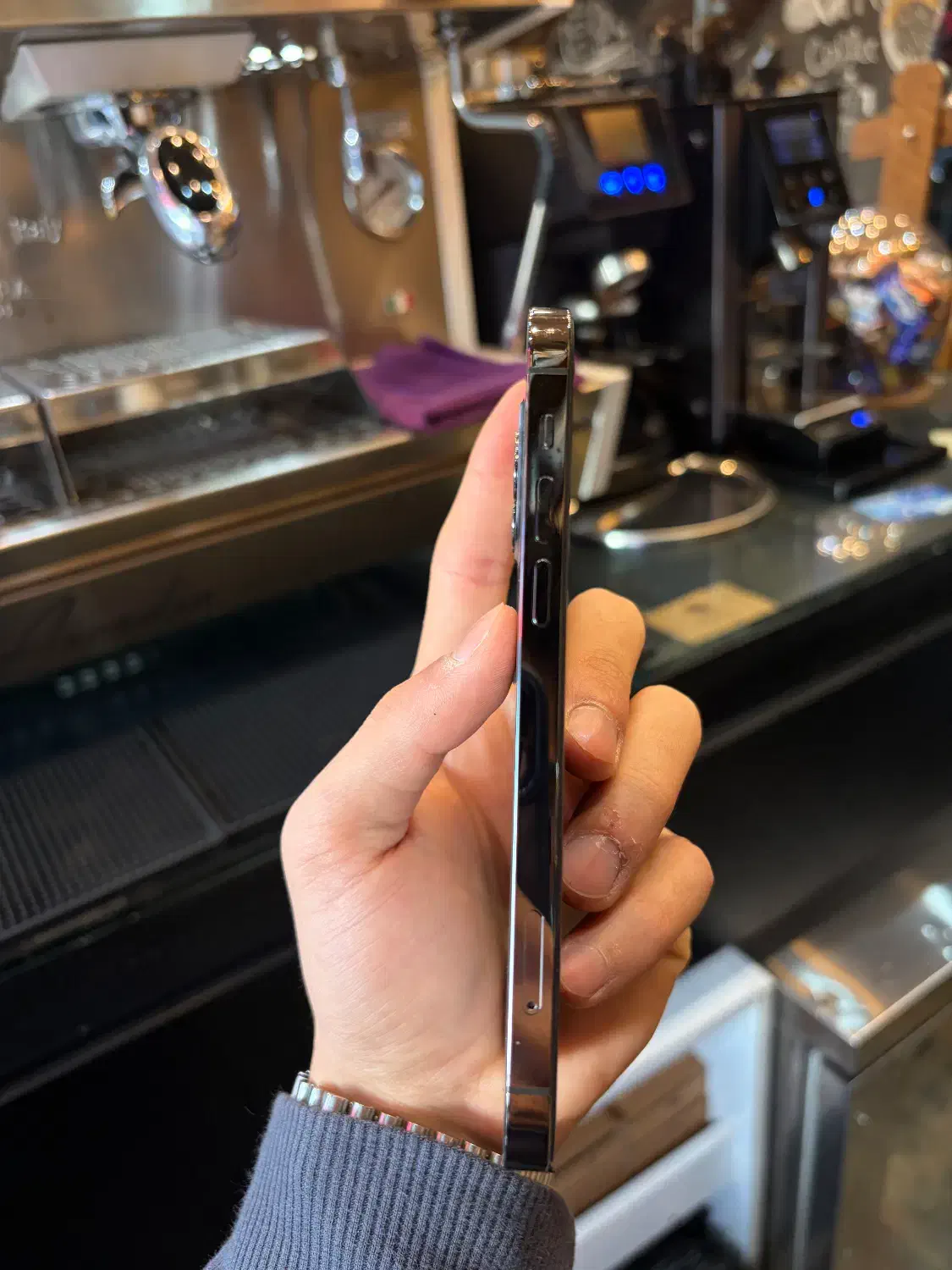 12pro256|موبایل|تهران, تهرانپارس جنوبی|دیوار