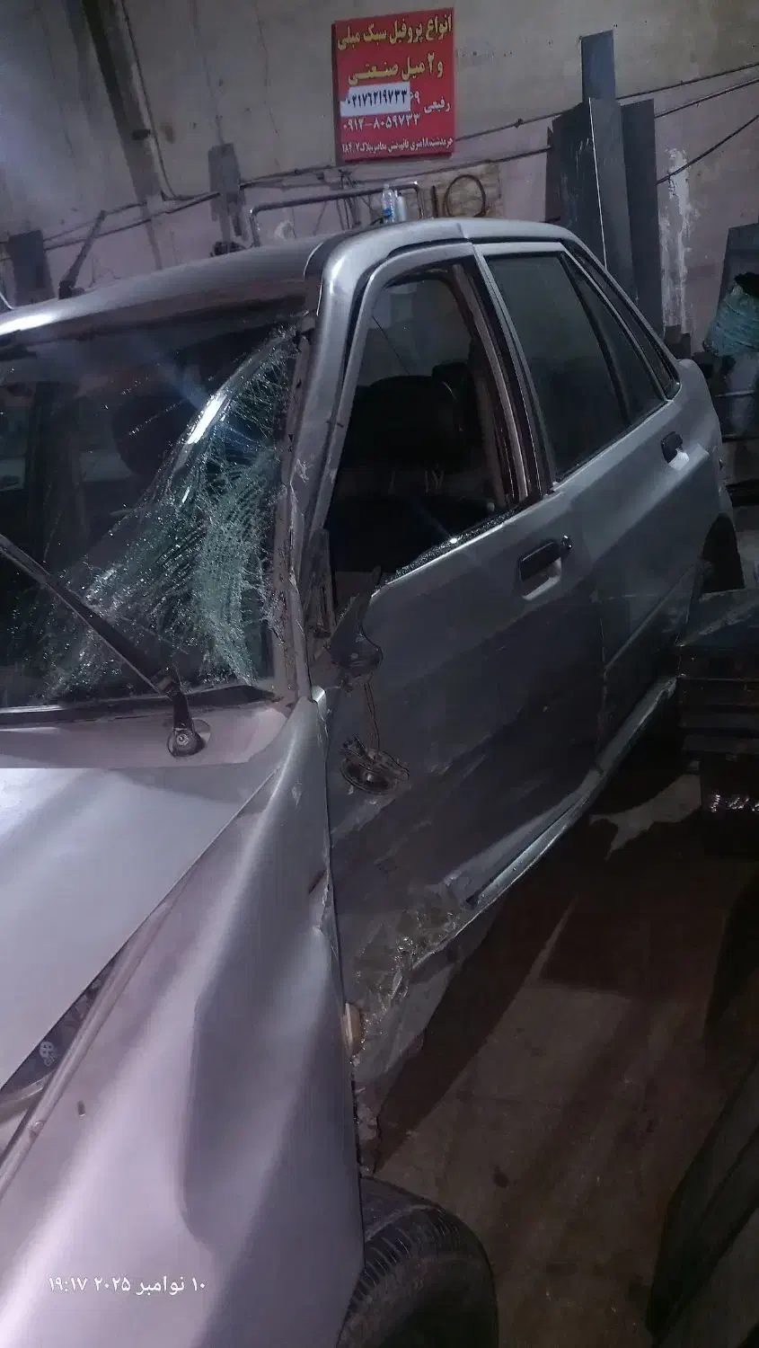 تصادفی فروشی|خودرو سواری و وانت|پردیس, شهرک صنعتی خرمدشت فاز ۷|دیوار