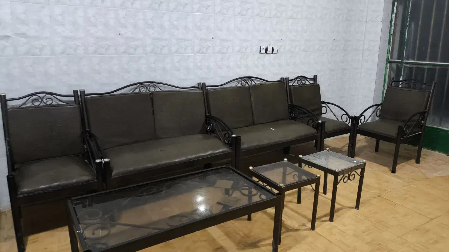 میز و صندلی 7نفره|میز و صندلی غذاخوری|لردگان, |دیوار