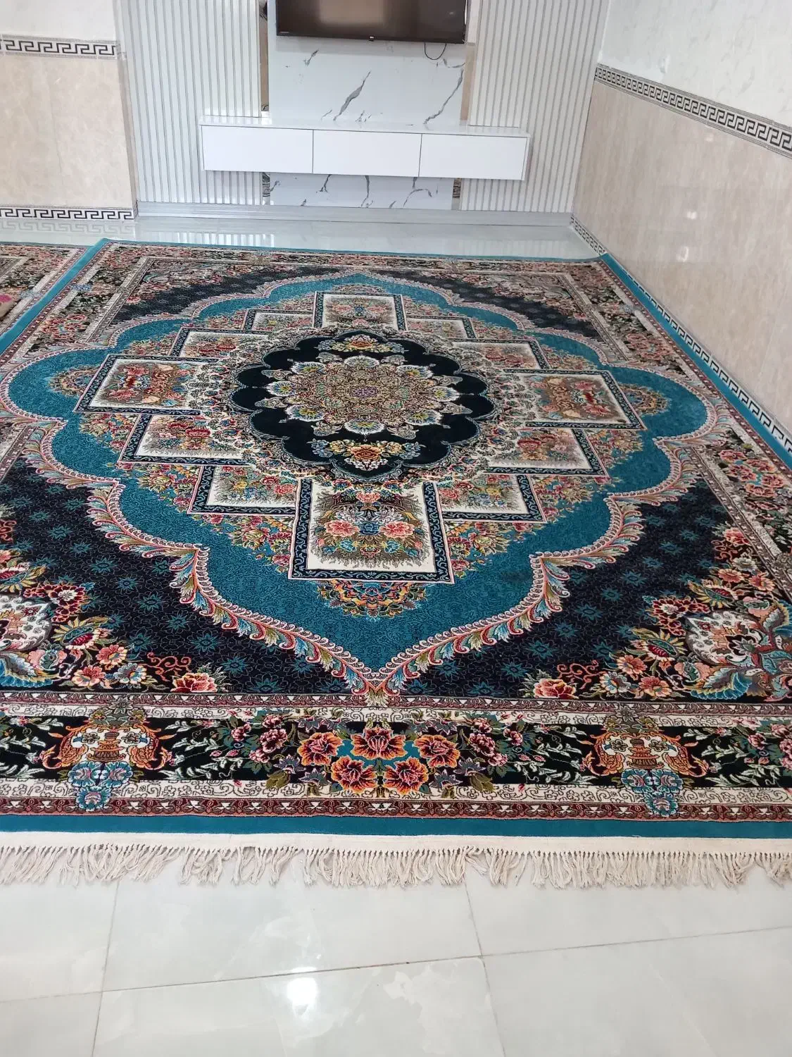 دو تخته فرش ۱۲ متری|فرش|کنگاور, |دیوار