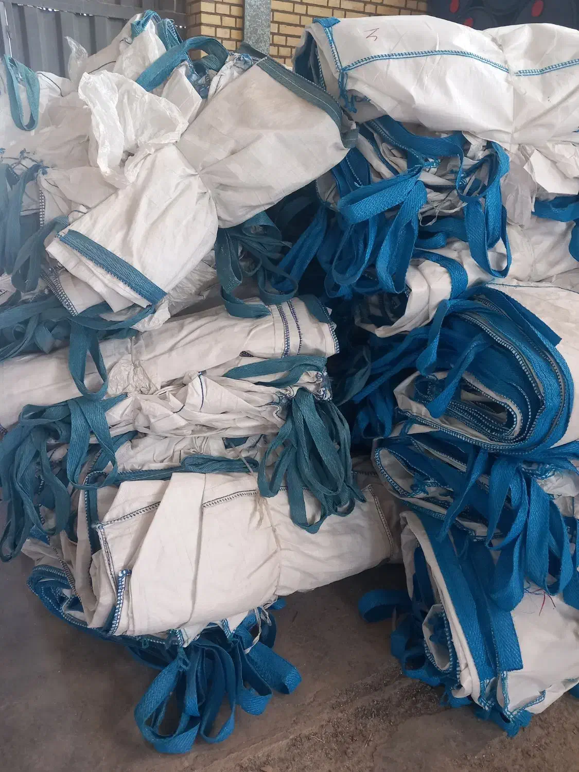 کیسه جامبو جانبو|ابزارآلات|بوئین زهرا, |دیوار