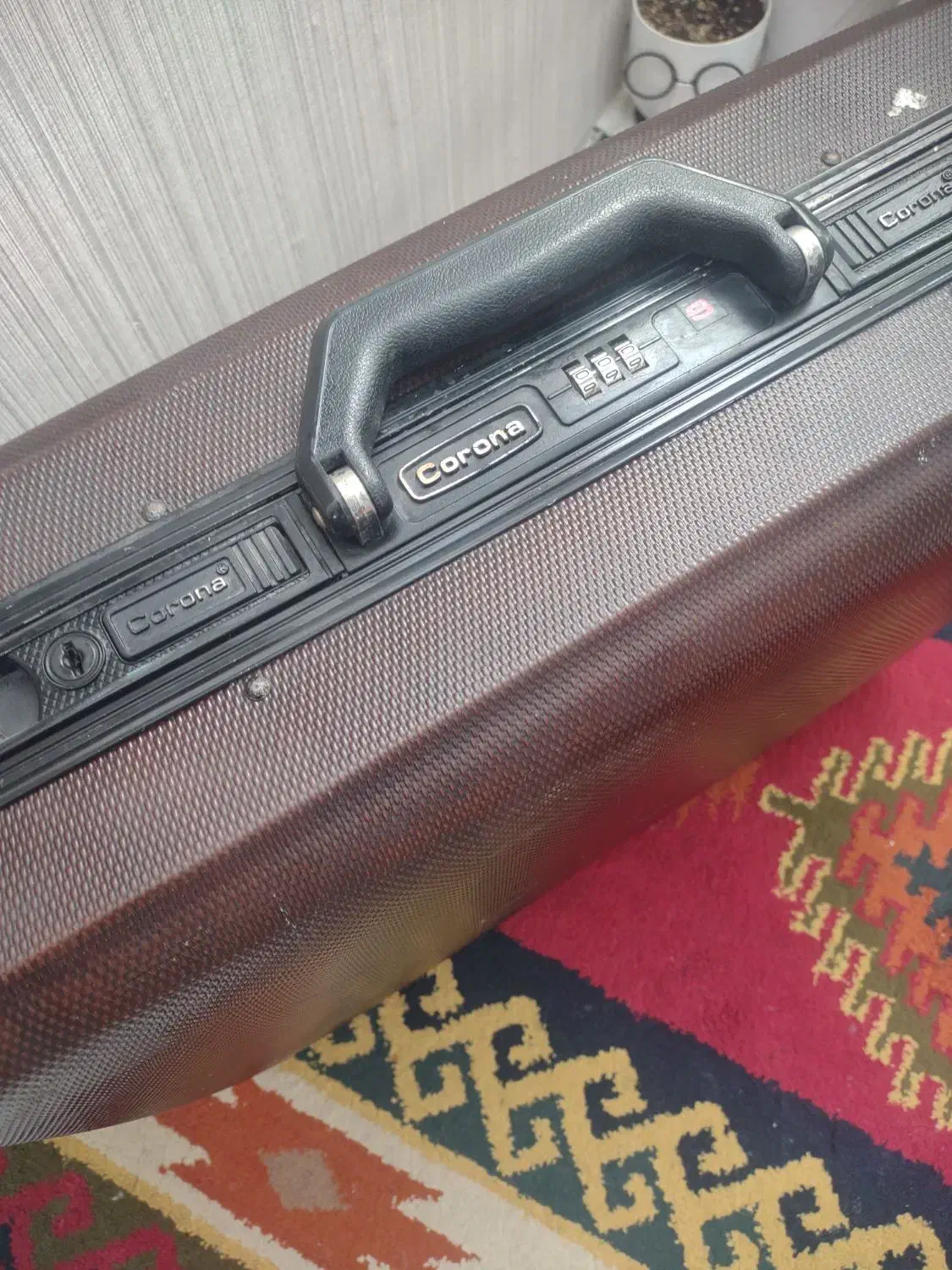 چمدان مارک کرونا محکم و جون دار|کیف، کفش، کمربند|مشهد, یوسفیه (شهرک غرب)|دیوار