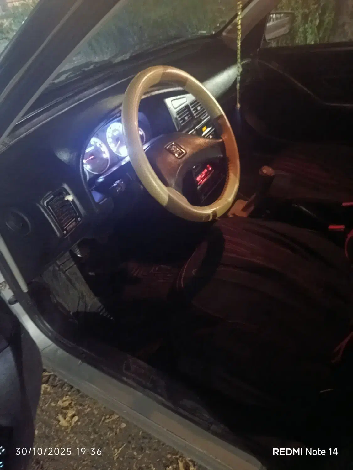 ۴۰۵ لاکاغذی در حد و بشرط|خودرو سواری و وانت|سبزوار, امیر کبیر|دیوار