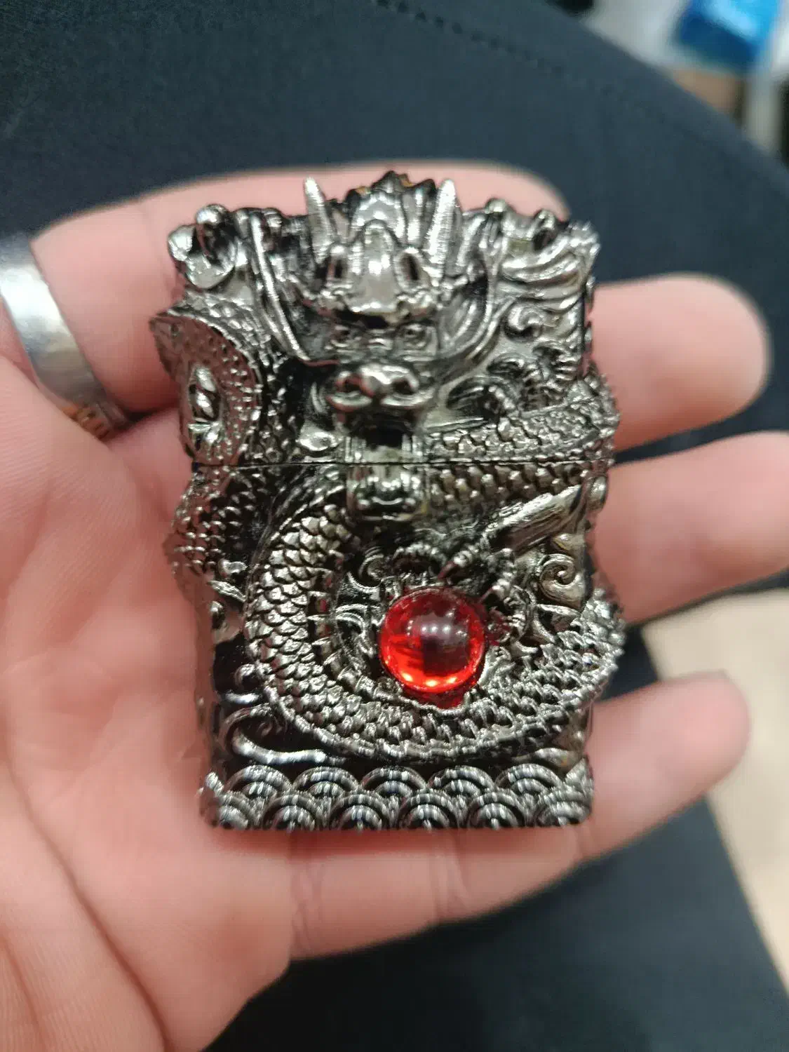 فندک و انگشتر|کلکسیون اشیاء عتیقه|رودهن, |دیوار