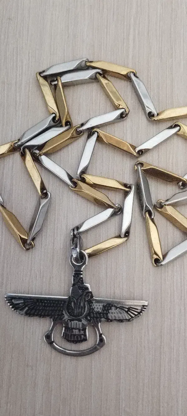 انگشتر و گردنبند معاوضه با کفتر|جواهرات|اردکان, |دیوار