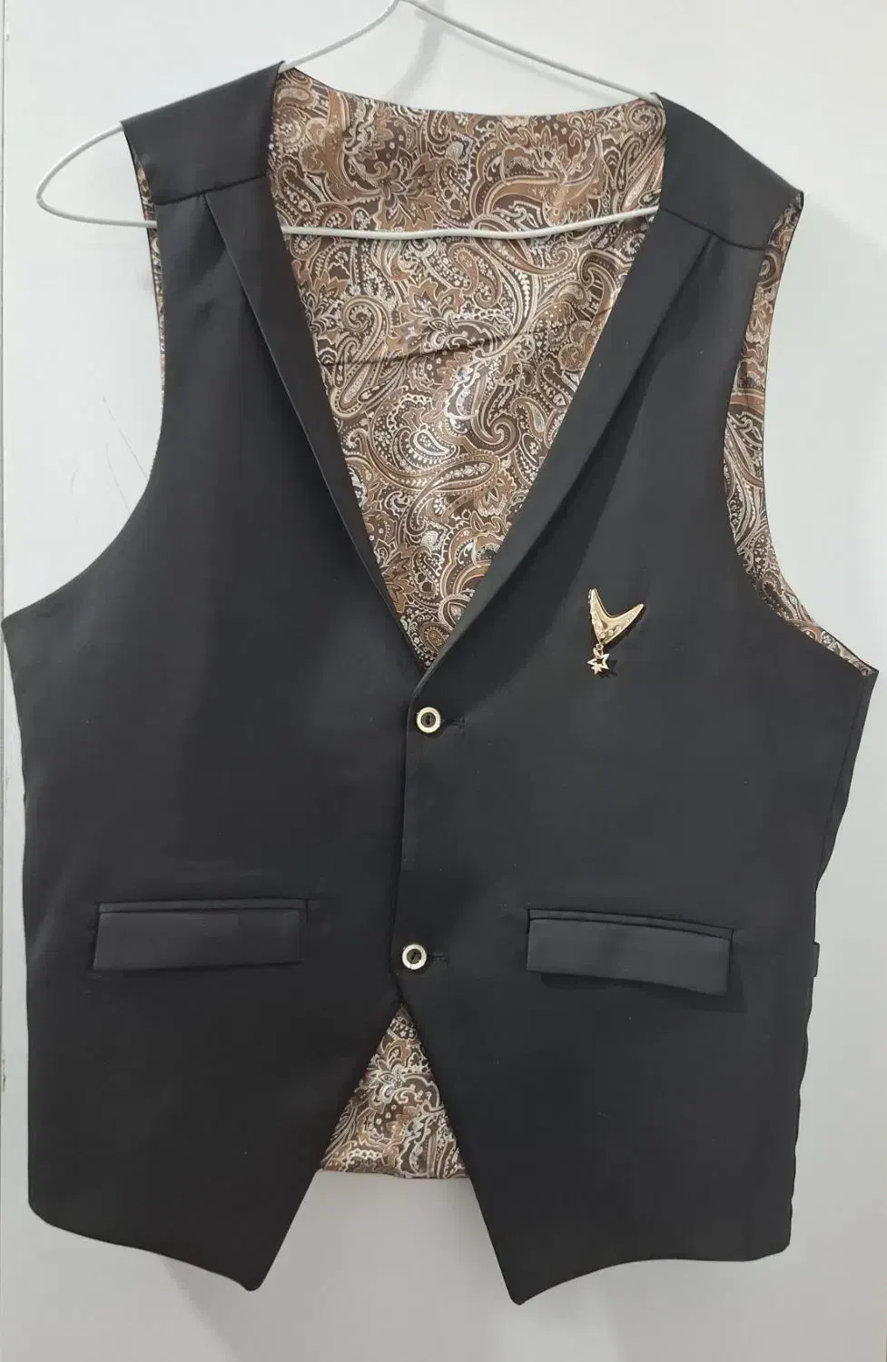 جلیقه|لباس|بیرجند, |دیوار