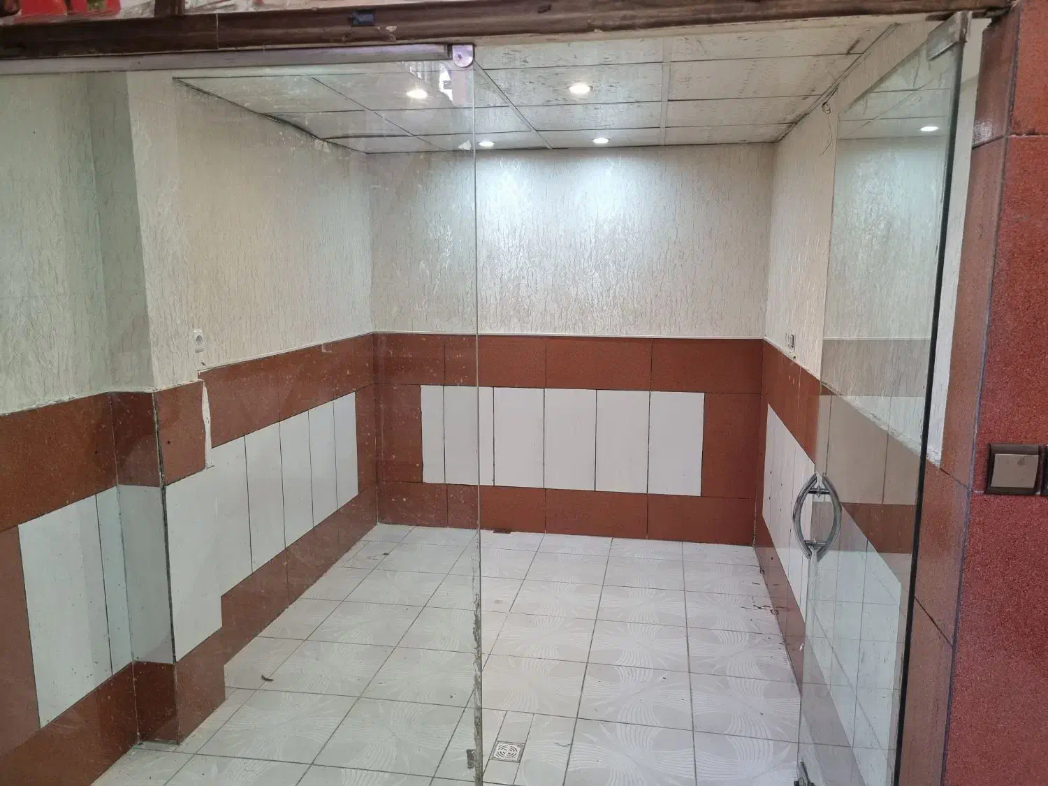 مغازه در بهترین جای زنبیل اباد|اجارهٔ مغازه و غرفه|قم, بکایی|دیوار