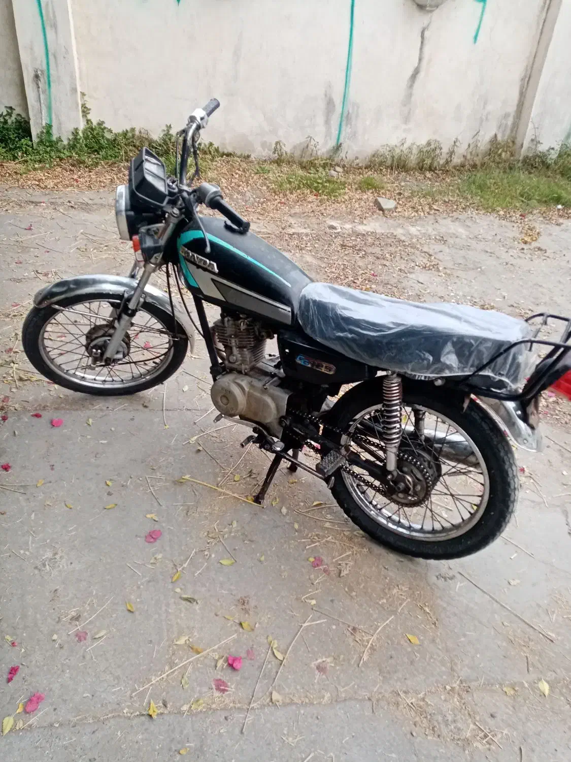 موتور هندا مزایده|موتورسیکلت|خرمآباد (تنکابن), |دیوار