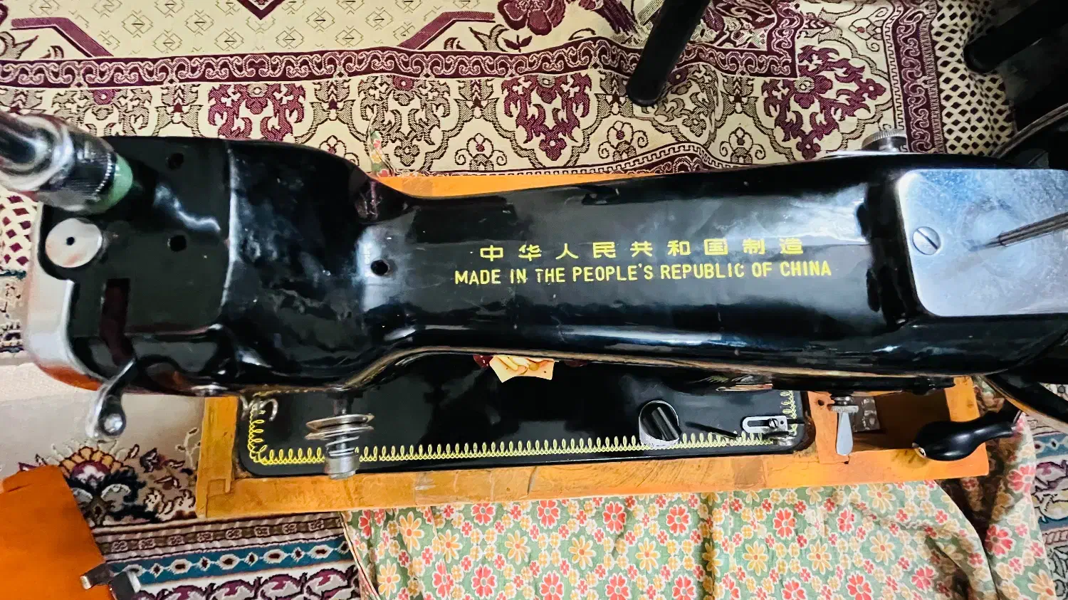 چرخ خیاطی قدیمی|چرخ خیاطی و ریسندگی|کرج, اصفهانی‌ها|دیوار