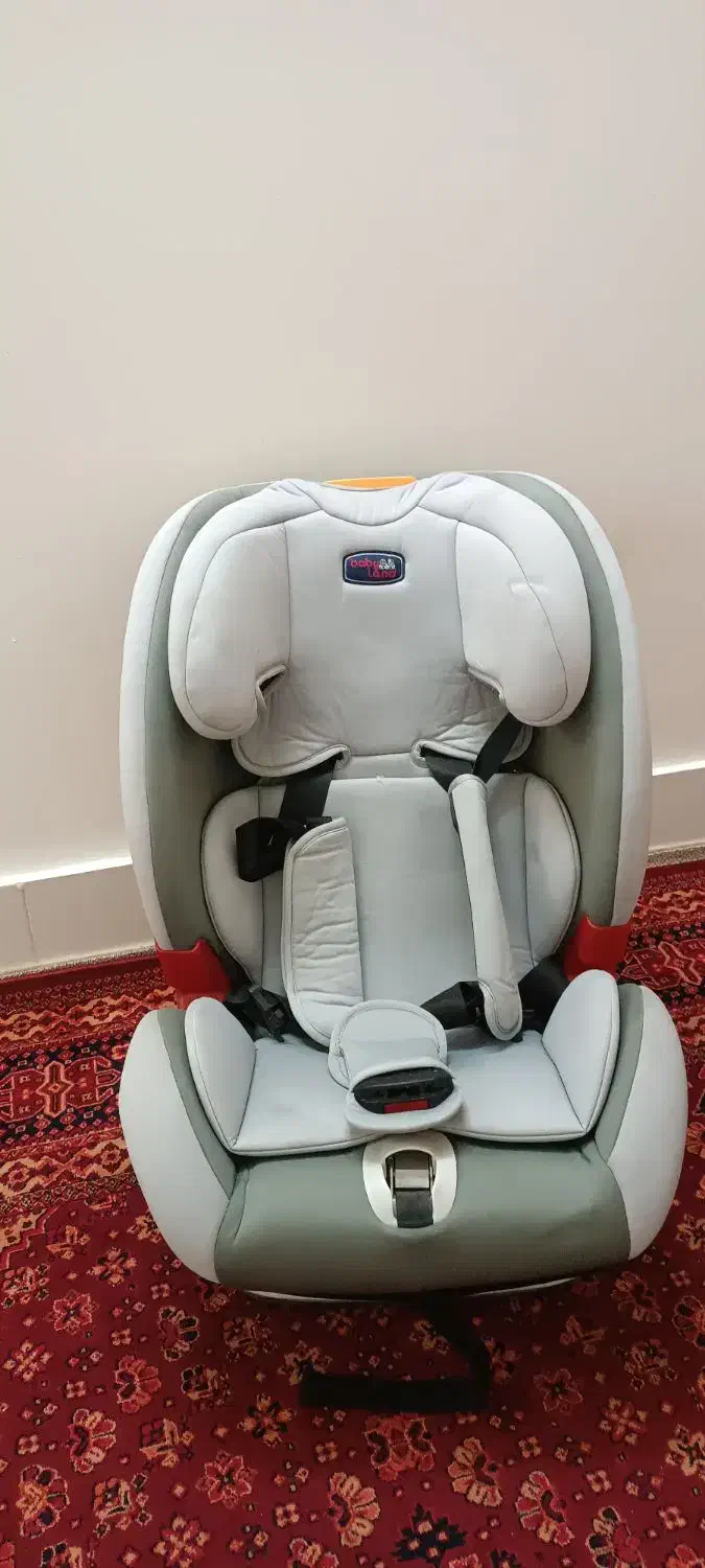 صندلی کودک|تخت و صندلی بچه|قم, شاه ابراهیم|دیوار