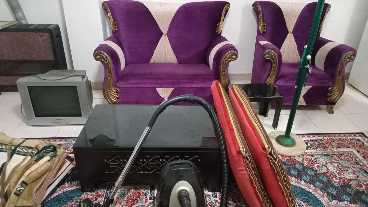 مبل ۷نفره جارو برقی فرش۹متری میزعسلی وهمراه کولر|سایر لوازم برقی|رشت, حومه رشت|دیوار