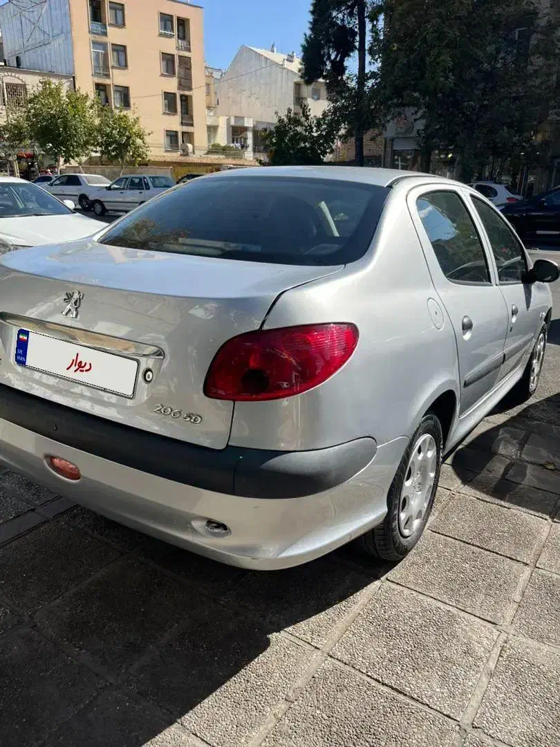 206 sd اتومات مدل ۸۹|خودرو سواری و وانت|شیراز, سینما سعدی|دیوار