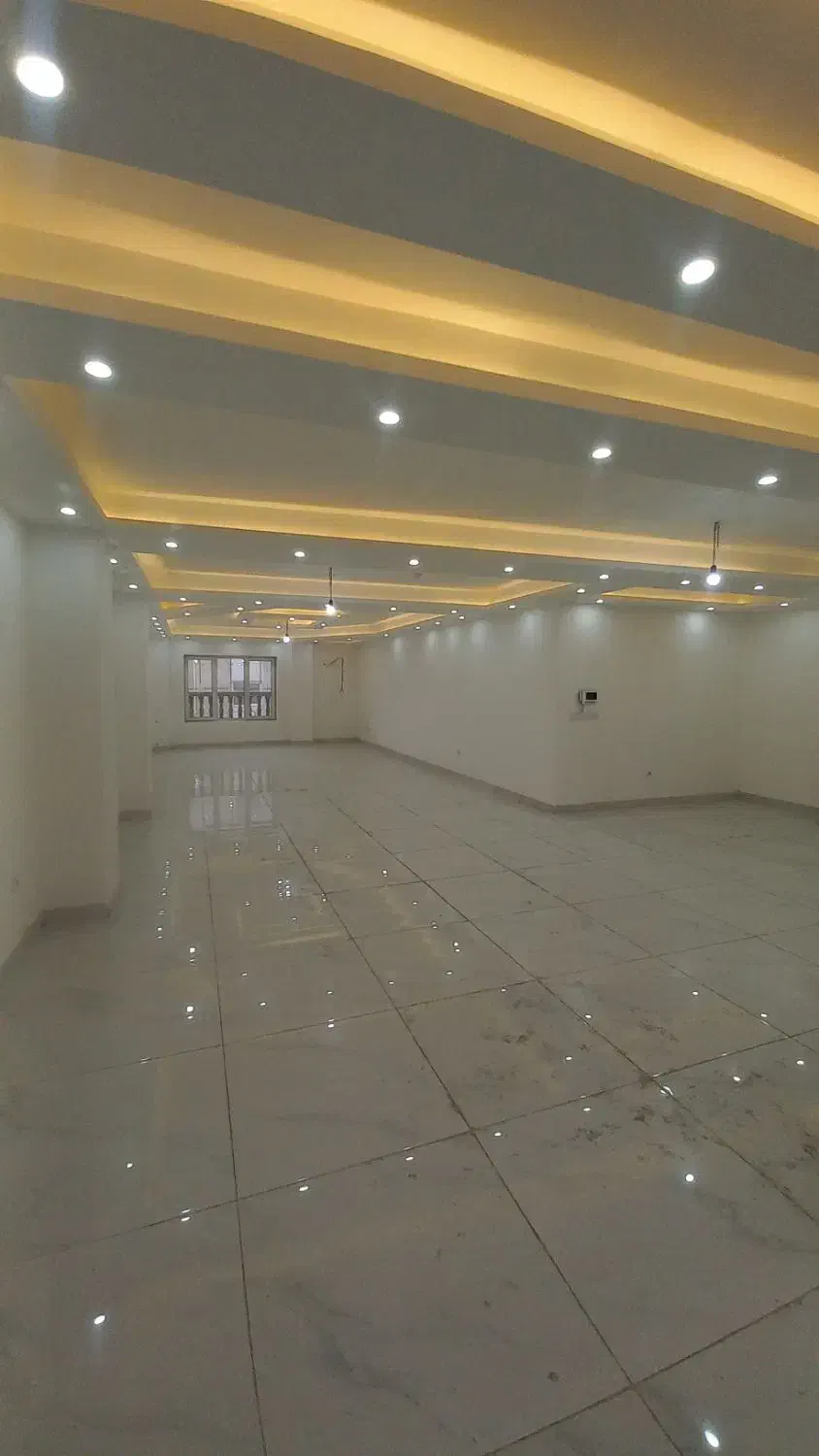 فروش واحد۱۱۰ متری و۱۸۰ متری چند قدمی مرکز شهر|فروش آپارتمان|رشت, سعدی (تختی)|دیوار