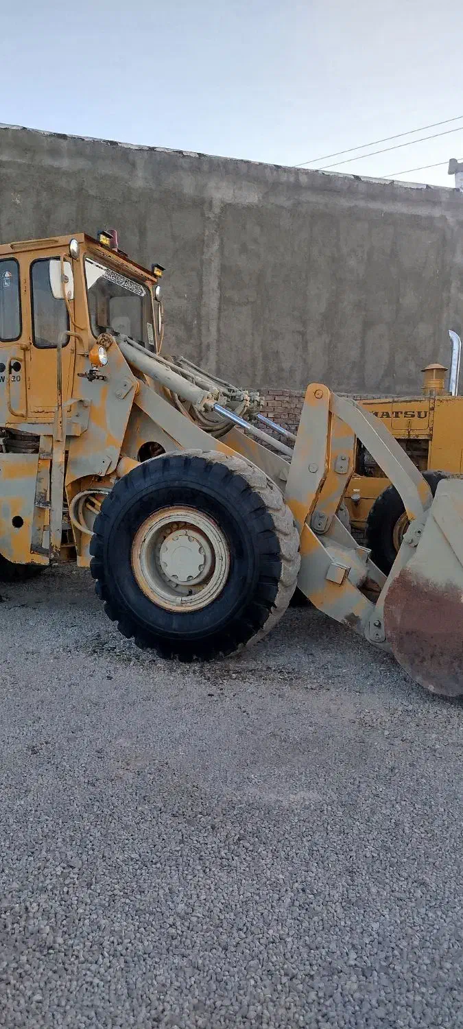 لودر کوماتسو120|خودرو سنگین|میاندوآب, |دیوار