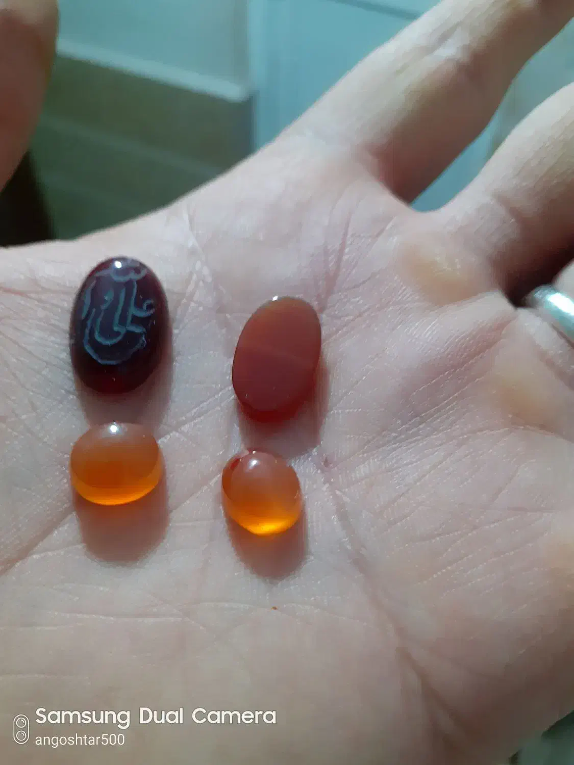 عقیق یمن و سلیمانی و سیاه سرخ همگی آبدار|جواهرات|ابهر, |دیوار